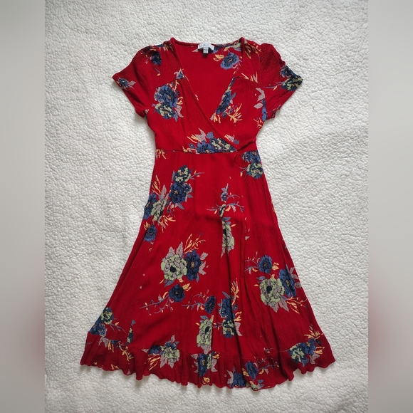 Patrons of Peace Dresses & Skirts - Patrons of Peace Small Red Short Sleeve V-neck Wrap Dress Tie Waist